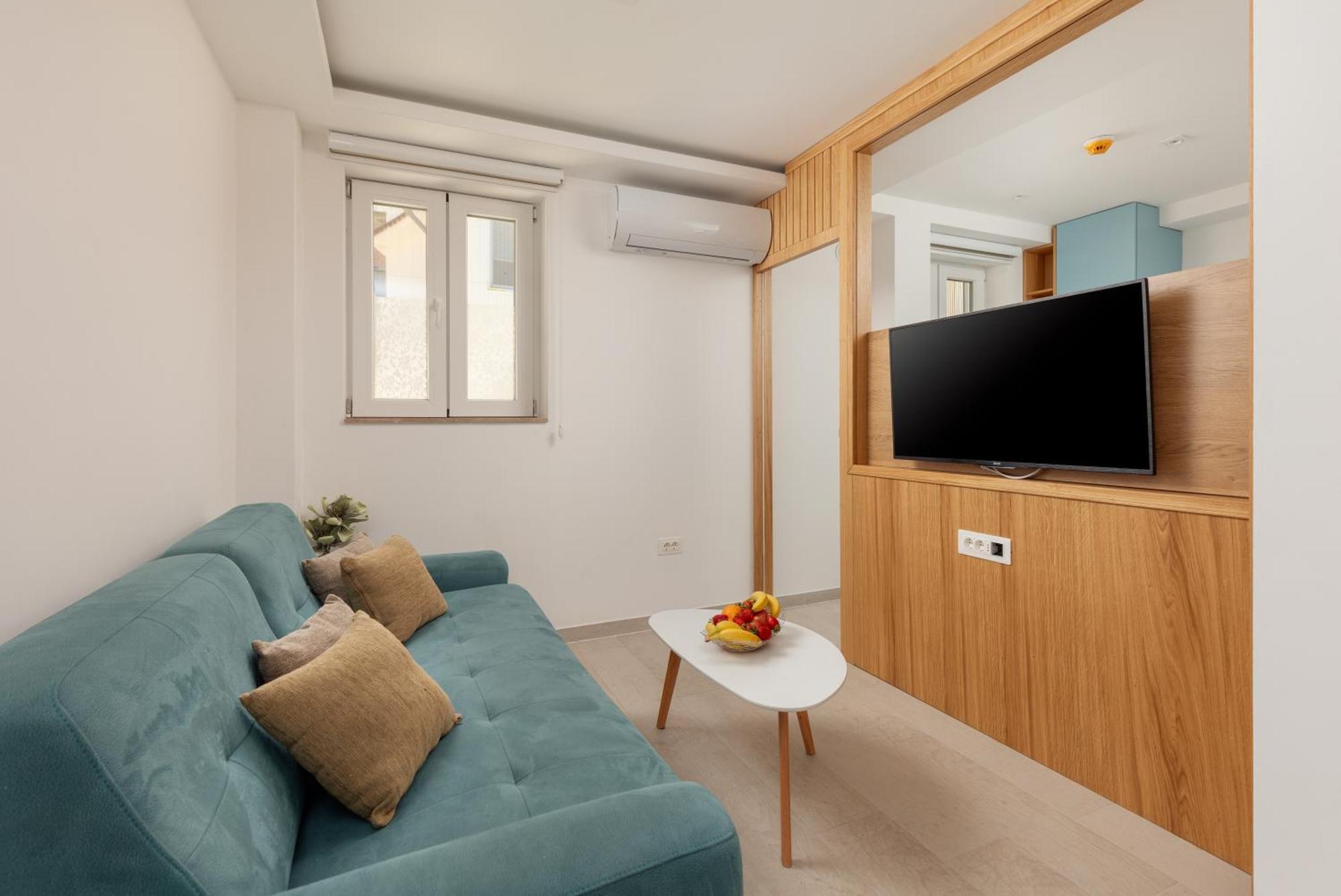 Ocea Studio Apartments Kotor Ngoại thất bức ảnh