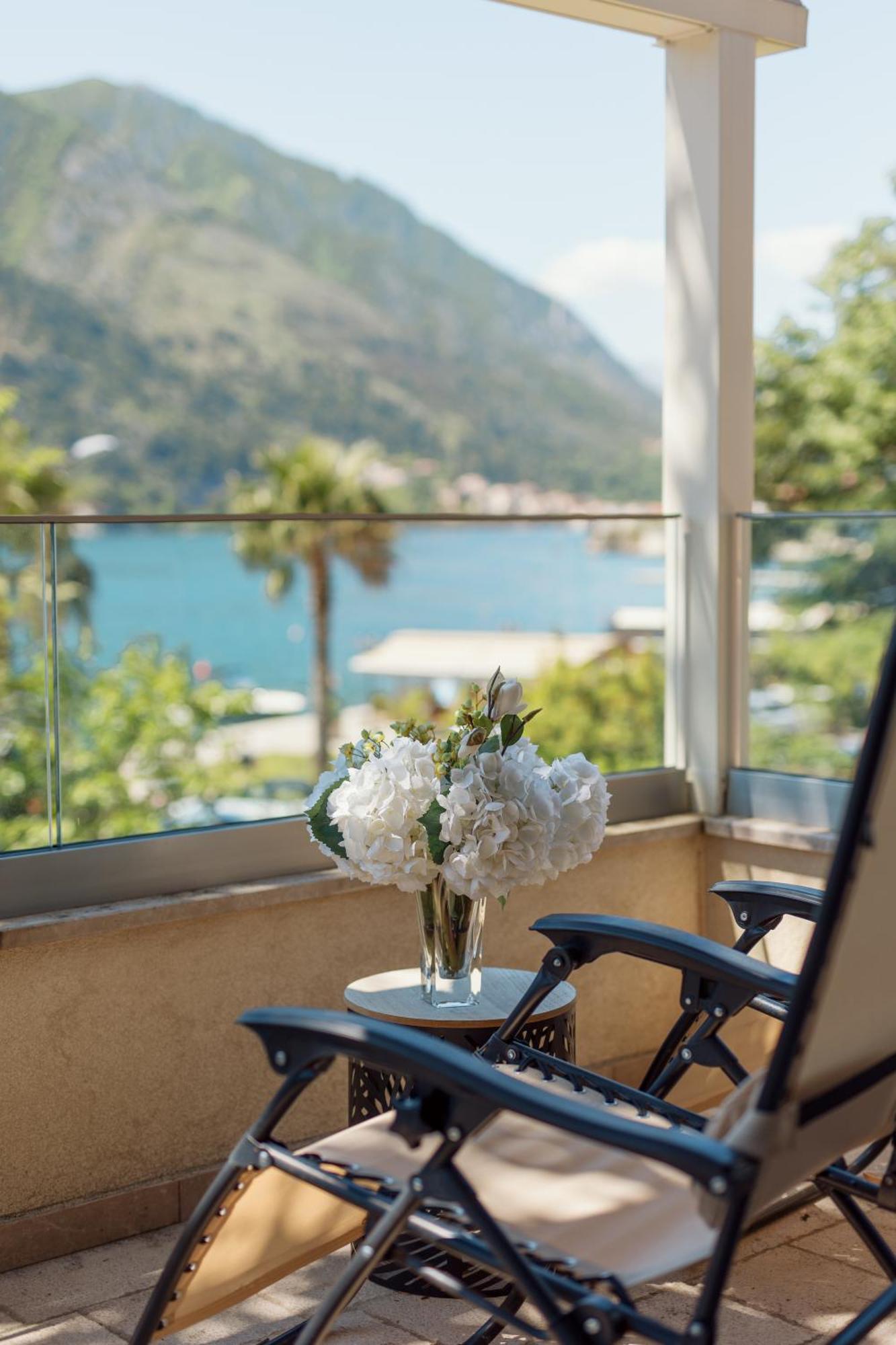 Ocea Studio Apartments Kotor Ngoại thất bức ảnh