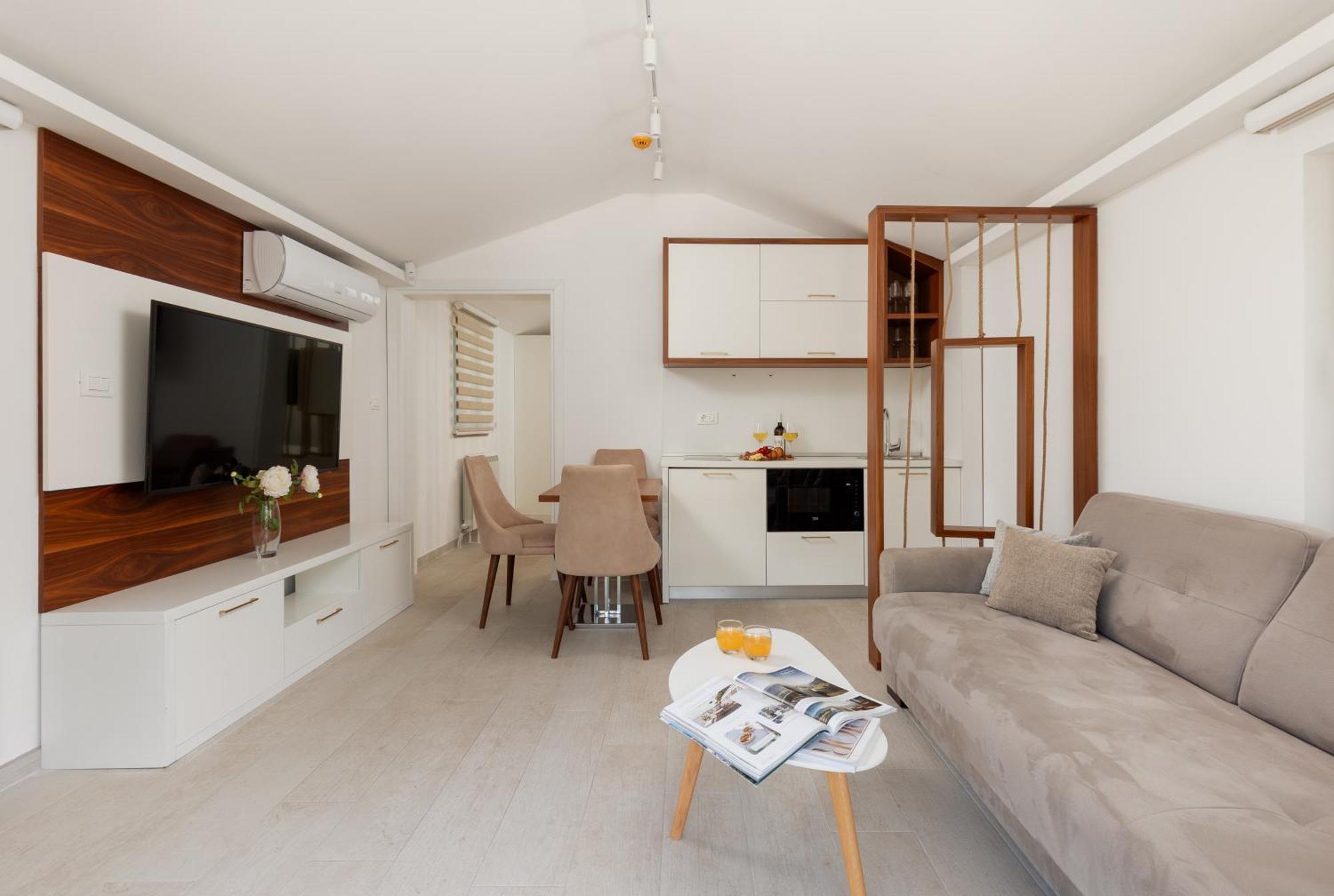 Ocea Studio Apartments Kotor Ngoại thất bức ảnh