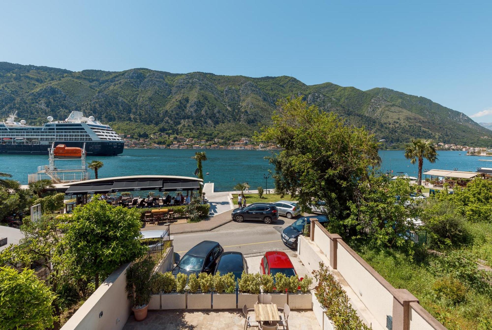 Ocea Studio Apartments Kotor Ngoại thất bức ảnh